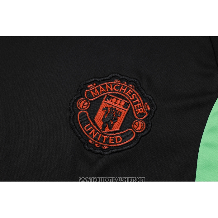 Tracksuit
 Manchester United Short Sleeve
 2023-2024 Black
 - Shorts
